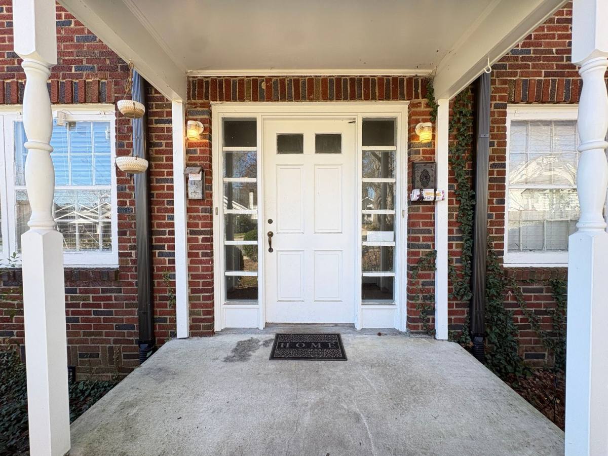 Apartment for rent at 1915 Walker Ave #A, Greensboro, NC 27403