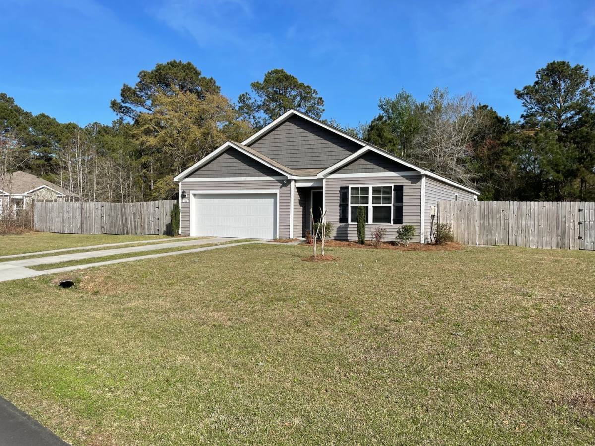 House for rent at 364 Ellis Rd SE, Bolivia, NC 28422