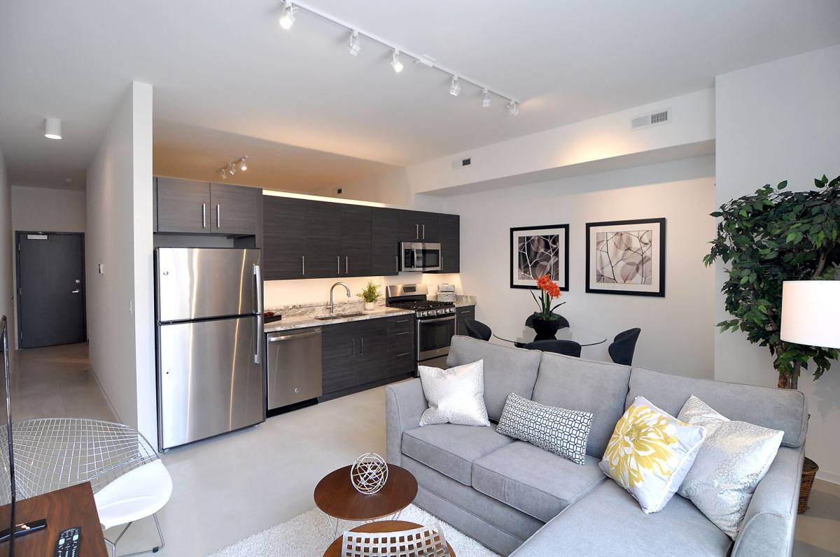 Apartment for rent at 1515 W Haddon Ave, Chicago, IL 60642