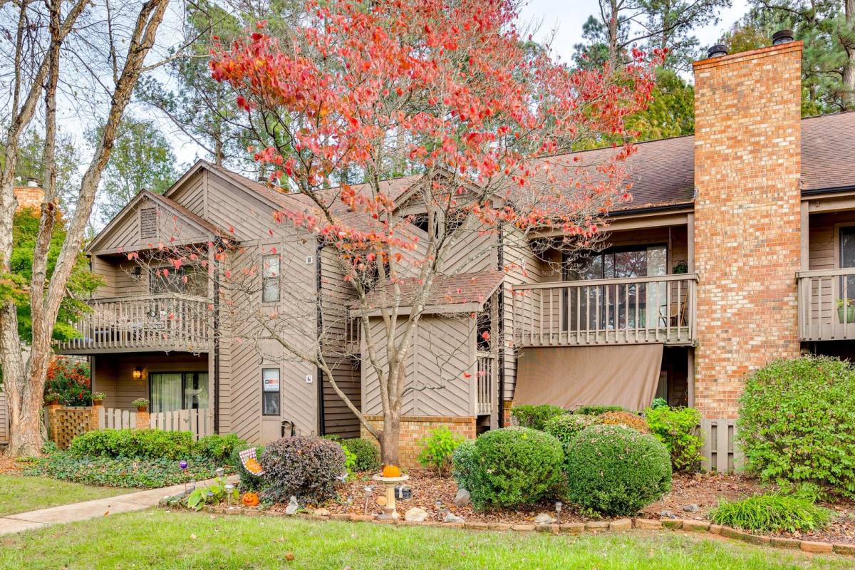 Apartment for rent at 4158-F Charlotte Highway, Clover, SC 29710