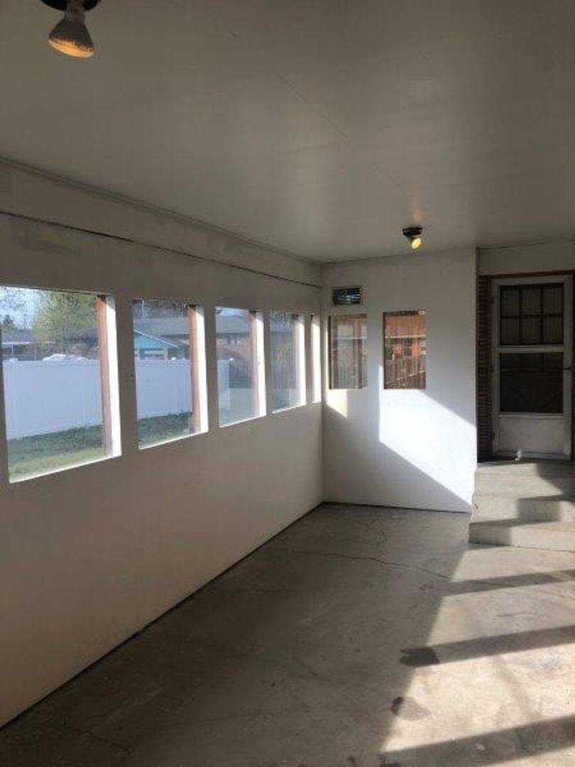 House for rent at 6330 N Elmhurst Ave, Spokane, WA 99208