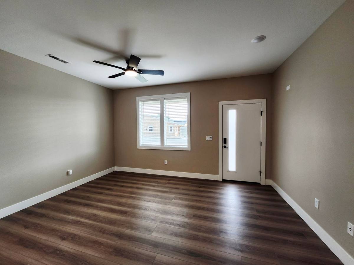 Townhouse for rent at 5305 W Jay St, Pasco, WA 99301
