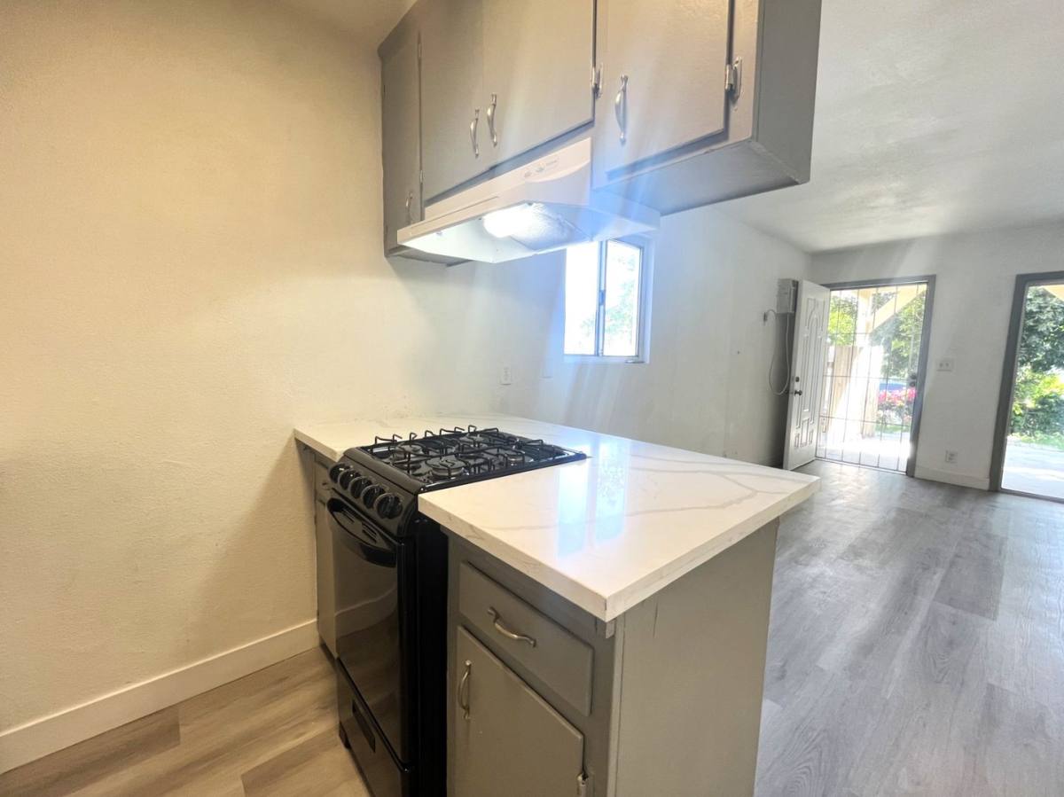 Apartment for rent at 1129 E La Deney, Ontario, CA 91764