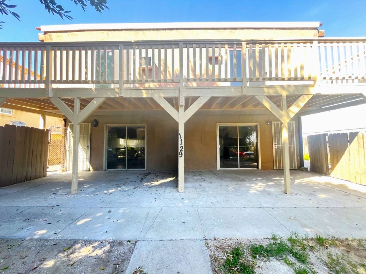 Apartment for rent at 1129 E La Deney, Ontario, CA 91764