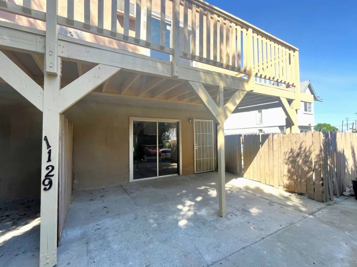 Apartment for rent at 1129 E La Deney, Ontario, CA 91764