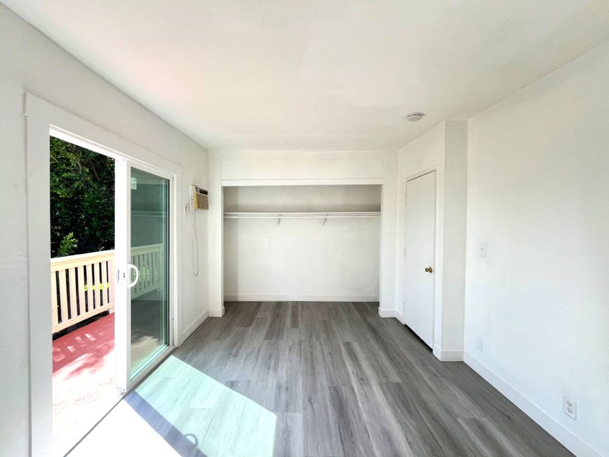 Apartment for rent at 1129 E La Deney, Ontario, CA 91764