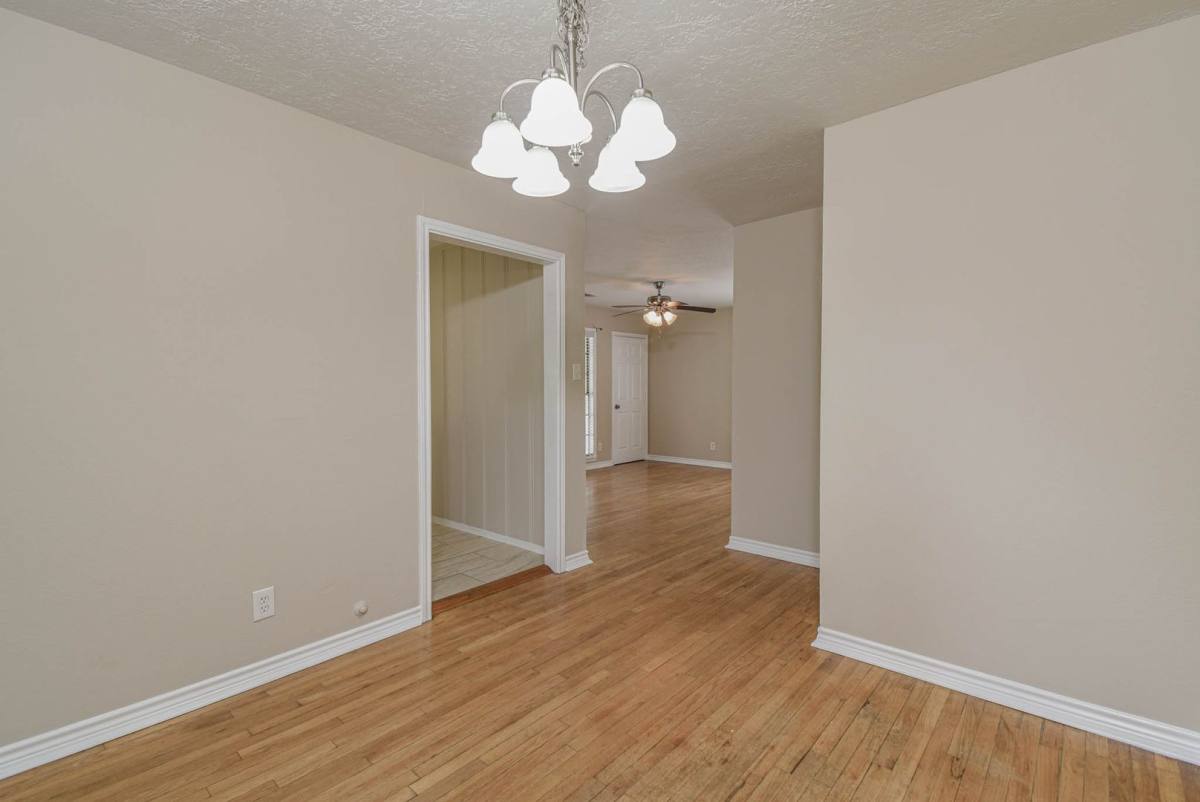 House for rent at 1509 N San Jacinto St, Conroe, TX 77301