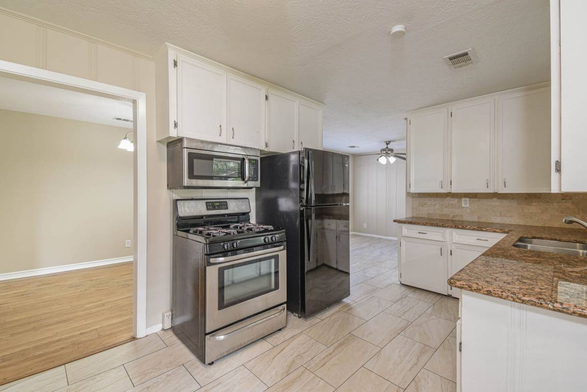 House for rent at 1509 N San Jacinto St, Conroe, TX 77301
