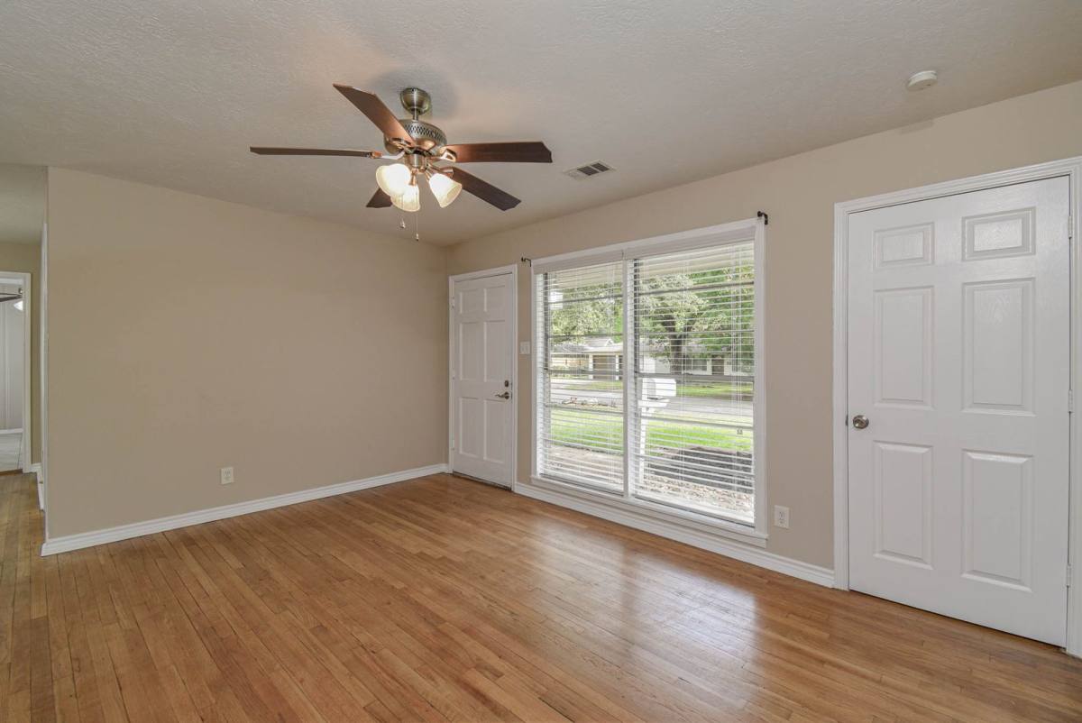 House for rent at 1509 N San Jacinto St, Conroe, TX 77301