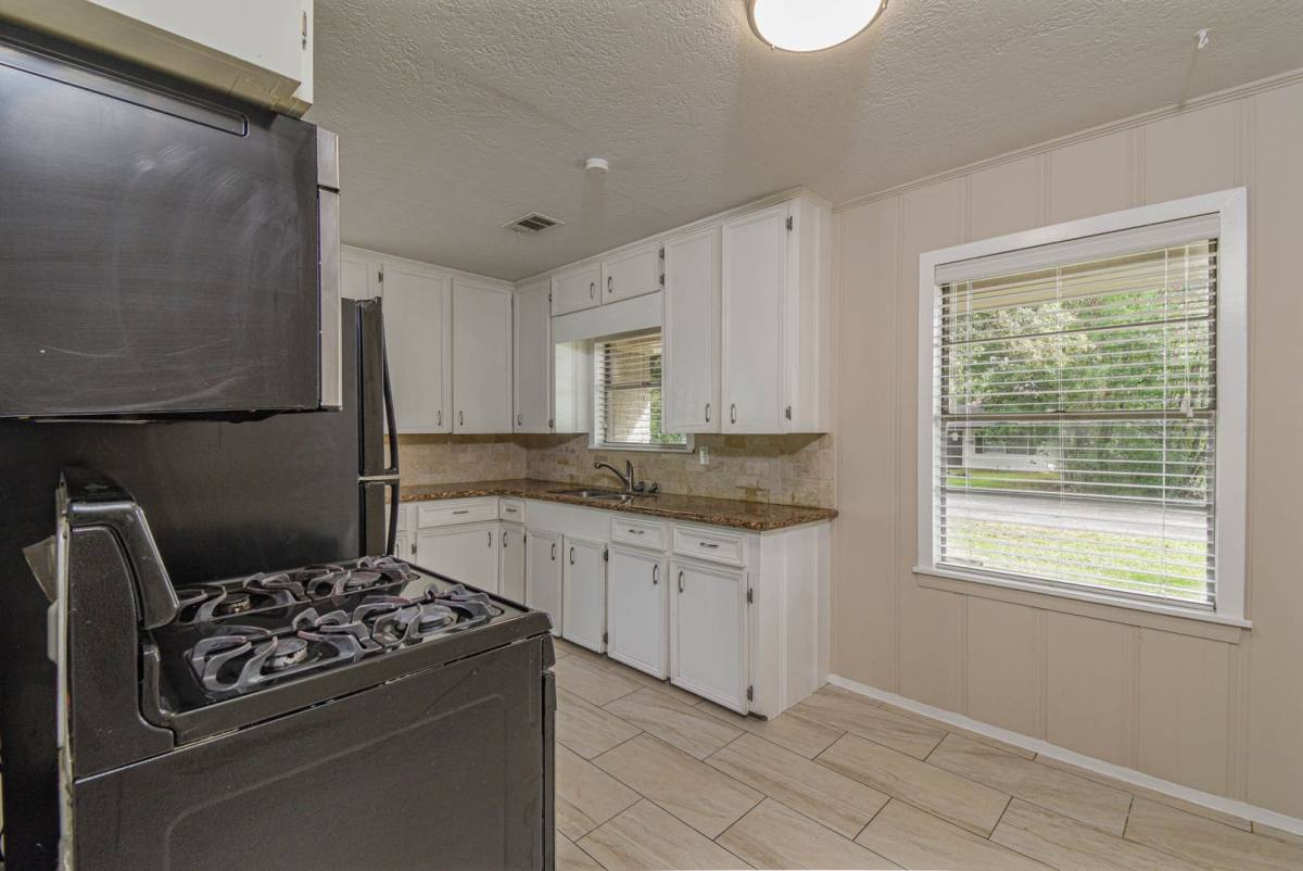 House for rent at 1509 N San Jacinto St, Conroe, TX 77301