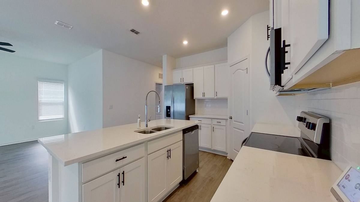 House for rent at 2283 Shady Breeze Lane, Green Cove Springs, FL 32043