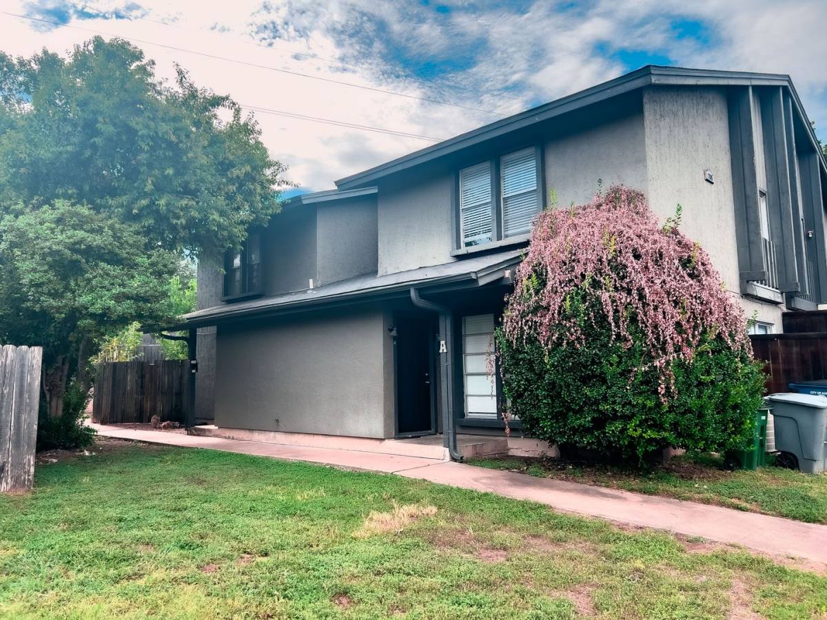 Apartment for rent at 1705 Coronado Hills Dr, Austin, TX 78752
