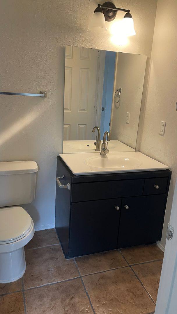 Apartment for rent at 1705 Coronado Hills Dr, Austin, TX 78752