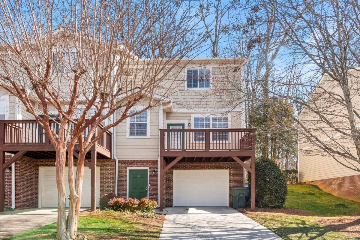Townhouse for rent at 129 High Ridge Rd, Mooresville, NC 28117