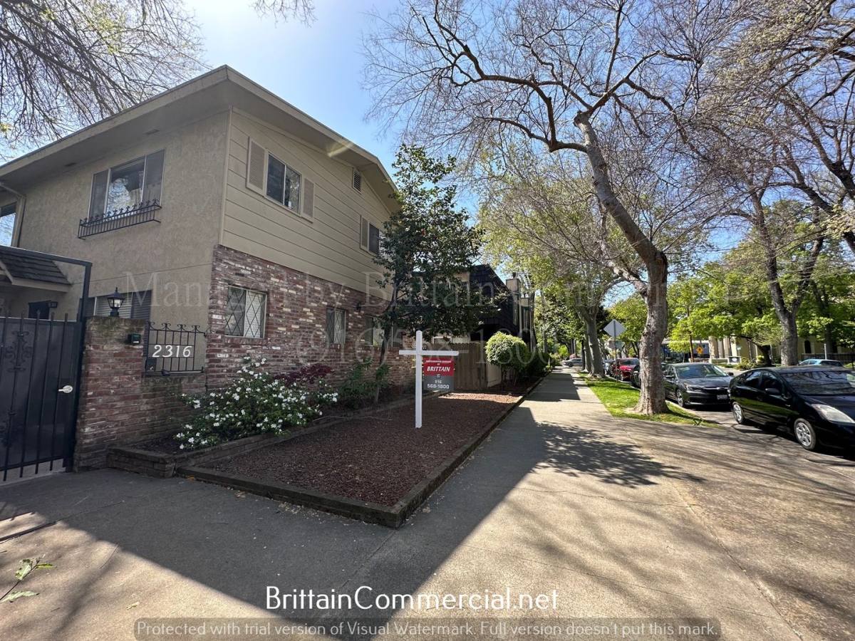 Apartment for rent at 2316 Capitol Ave, Sacramento, CA 95816