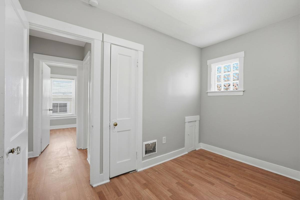 House for rent at 1301 E Muir, Hazel Park, MI 48030