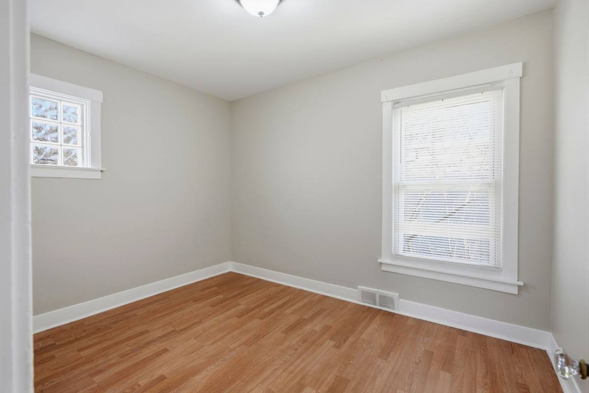 House for rent at 1301 E Muir, Hazel Park, MI 48030