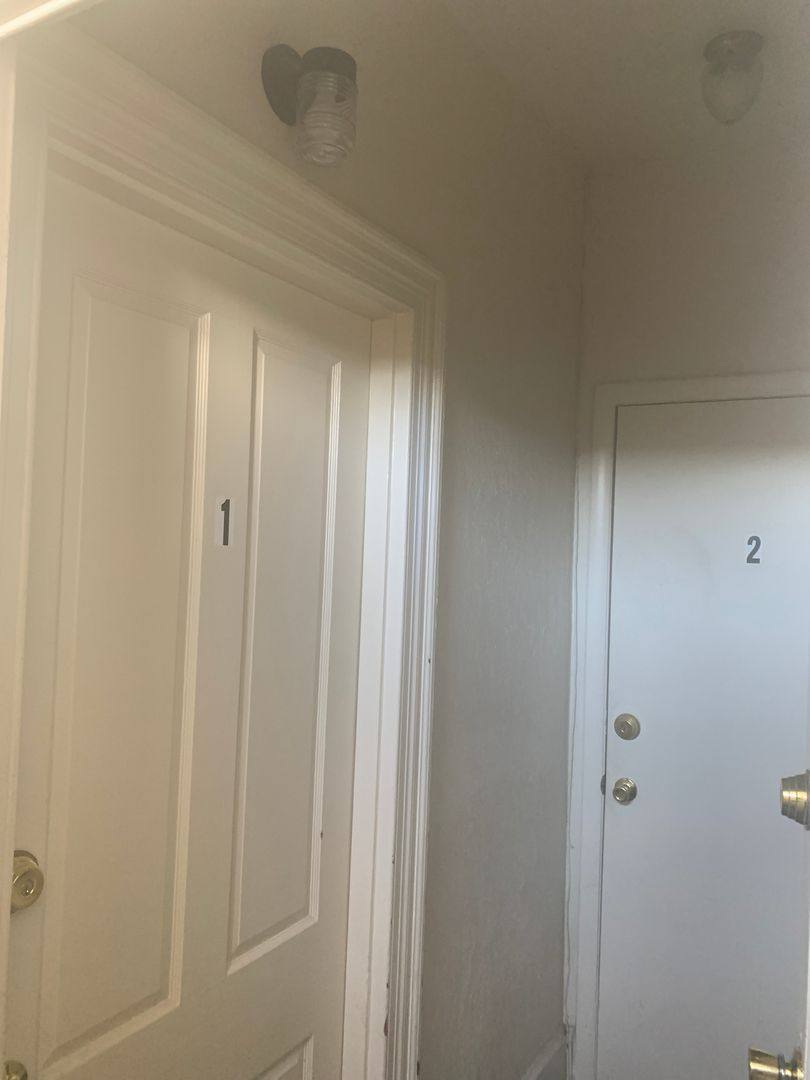 Apartment for rent at 124 N W St, York, PA 17401