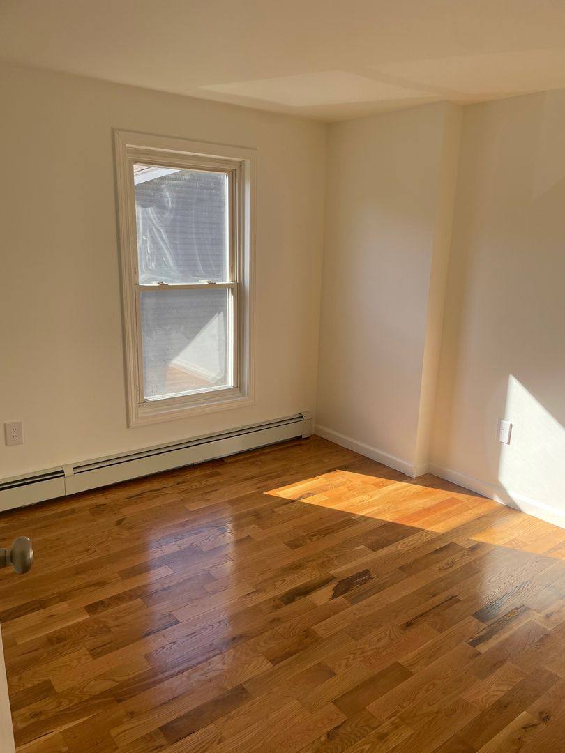 Townhouse for rent at 46-54 Orchard St, New Haven, CT 06519