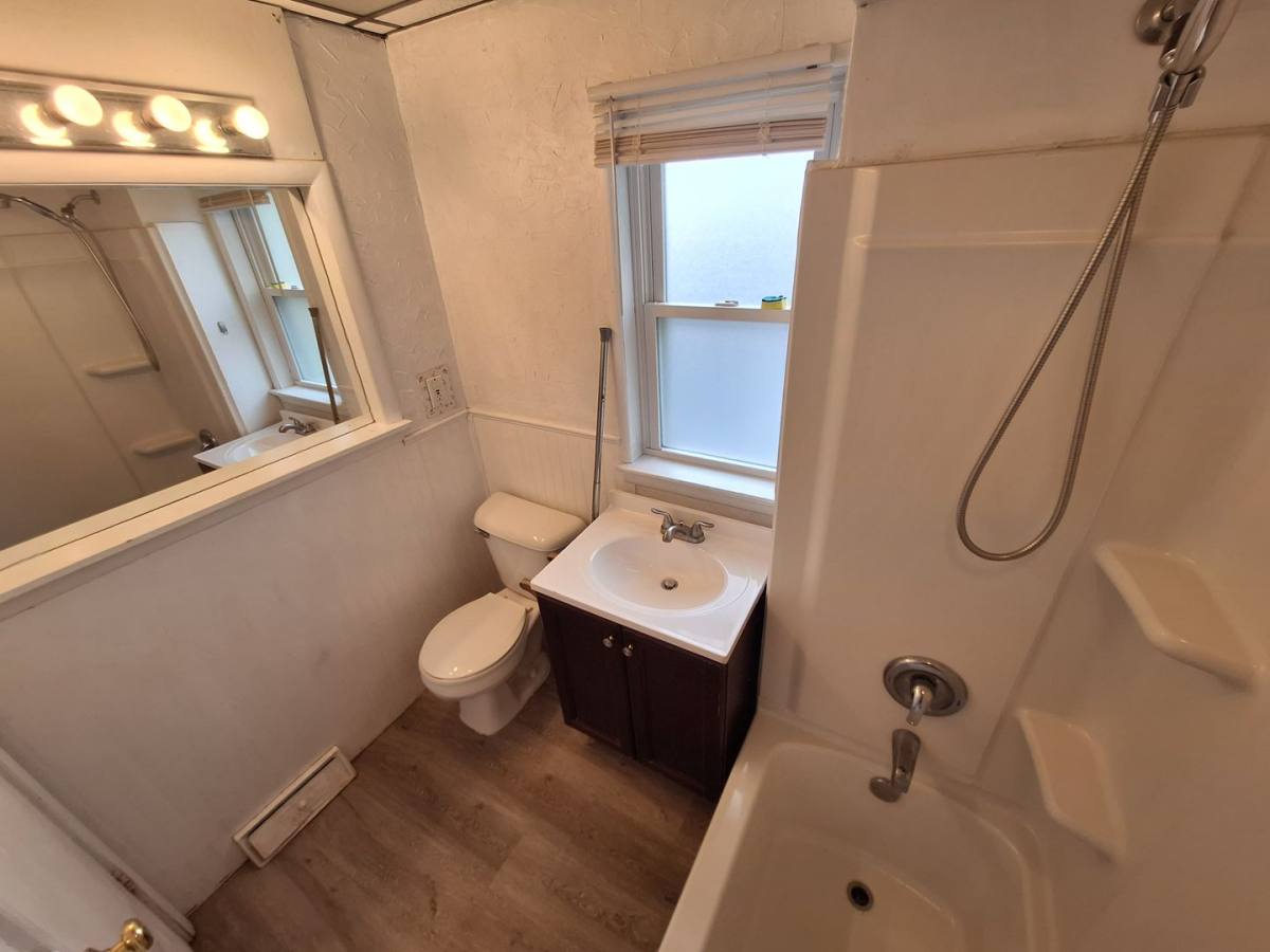 House for rent at 2114 E 4th St, Duluth, MN 55812