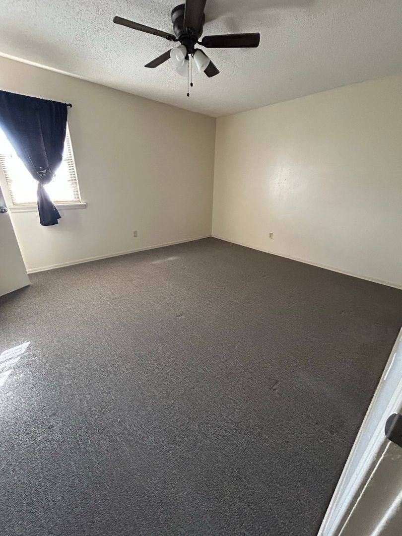 Apartment for rent at 6015 Jenny Lind Place, Fort Smith, AR 72908