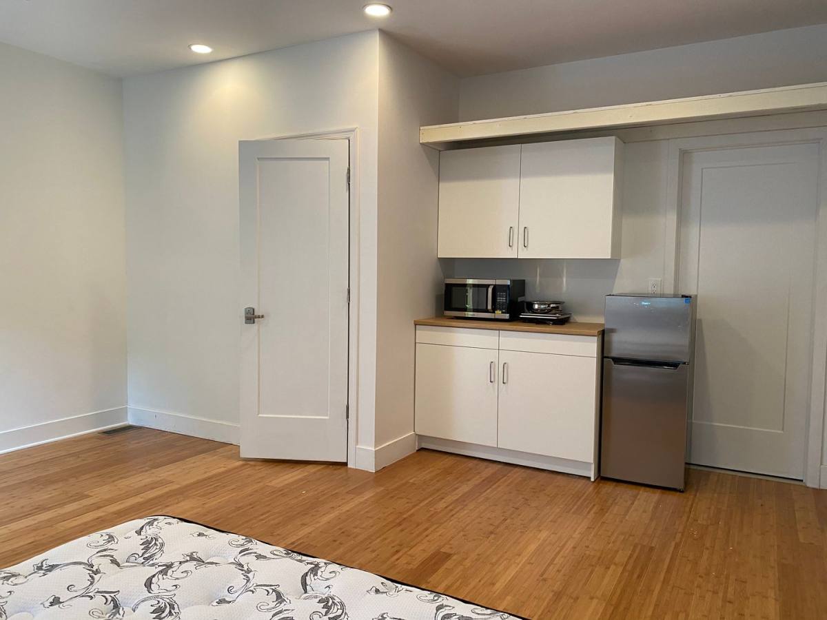 Apartment for rent at 315 N 41st St, Philadelphia, PA 19104