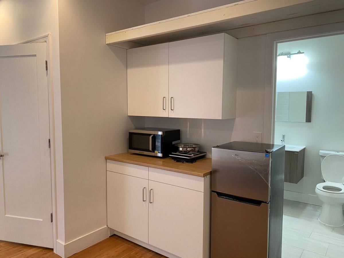 Apartment for rent at 315 N 41st St, Philadelphia, PA 19104