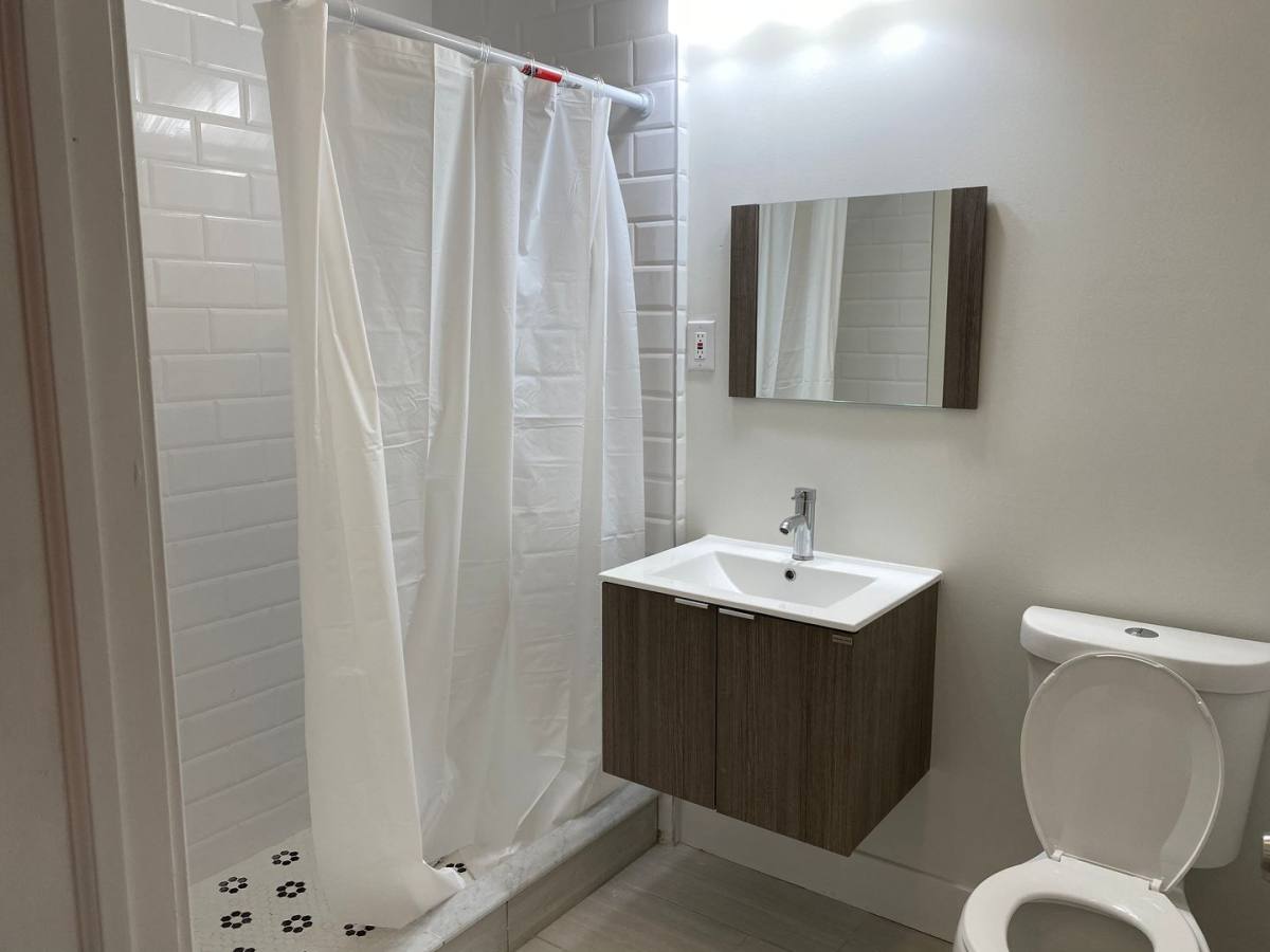 Apartment for rent at 315 N 41st St, Philadelphia, PA 19104