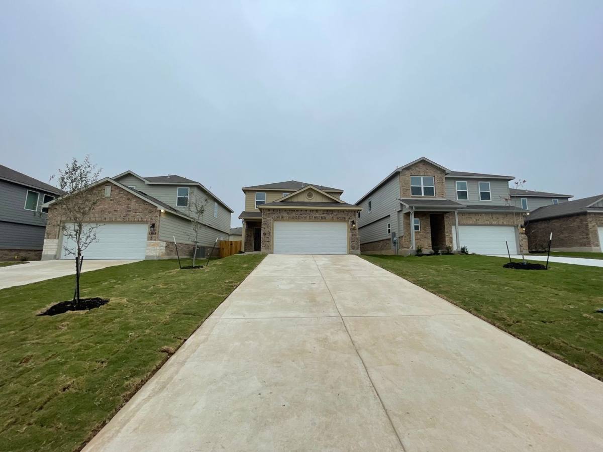 House for rent at 13014 Candace Way, Saint Hedwig, TX 78152