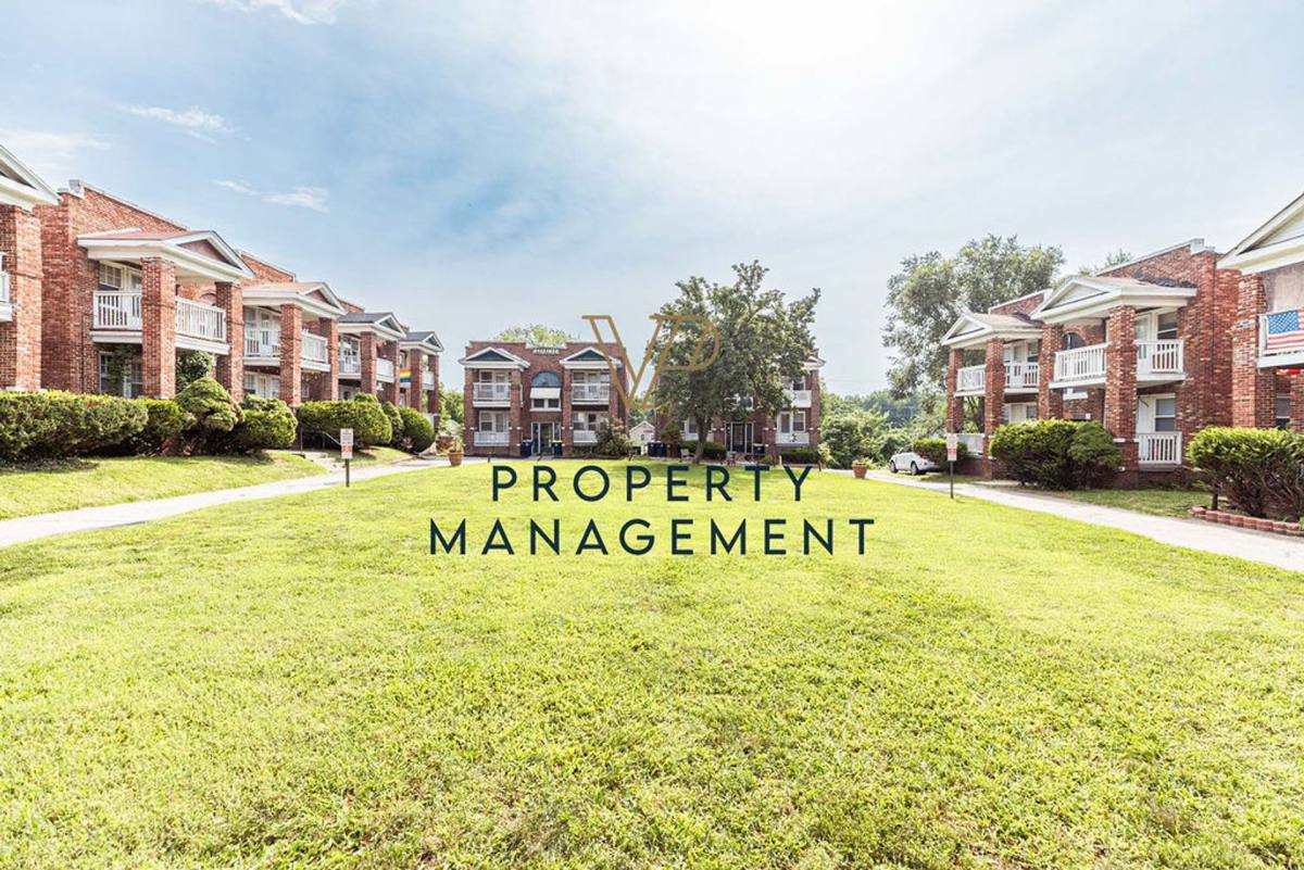 Apartment for rent at 2600-2614 Amie Court, Kansas City, MO 64124