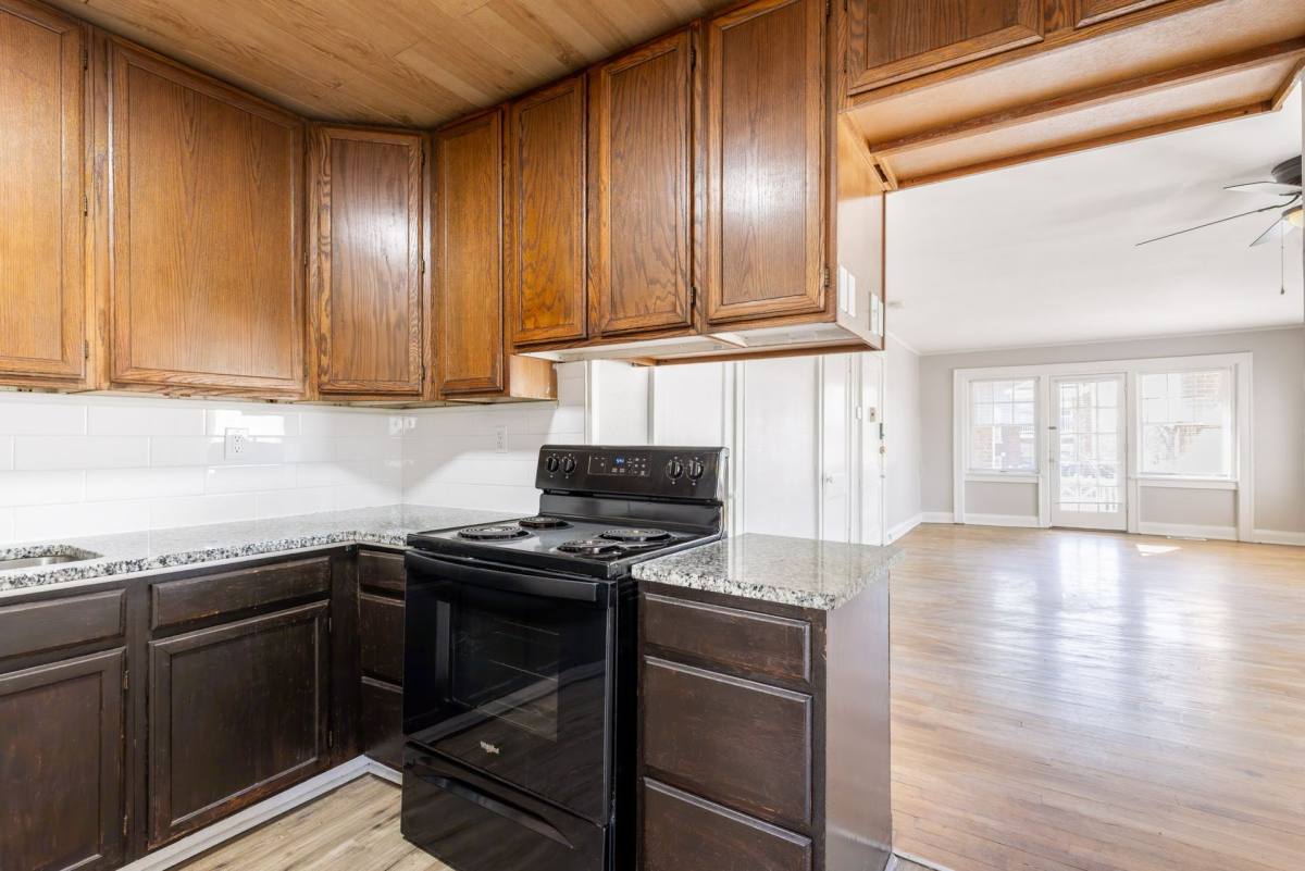 Apartment for rent at 2600-2614 Amie Court, Kansas City, MO 64124