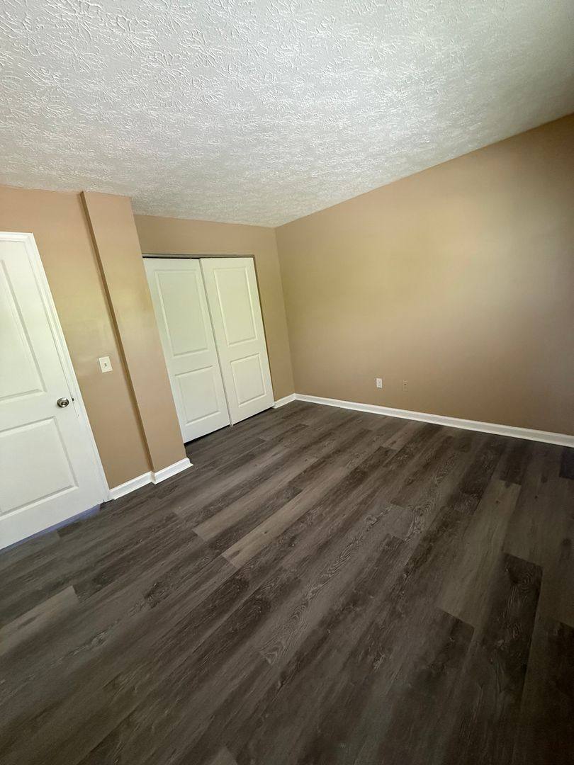 Apartment for rent at 6631 Gracely Dr, Cincinnati, OH 45233
