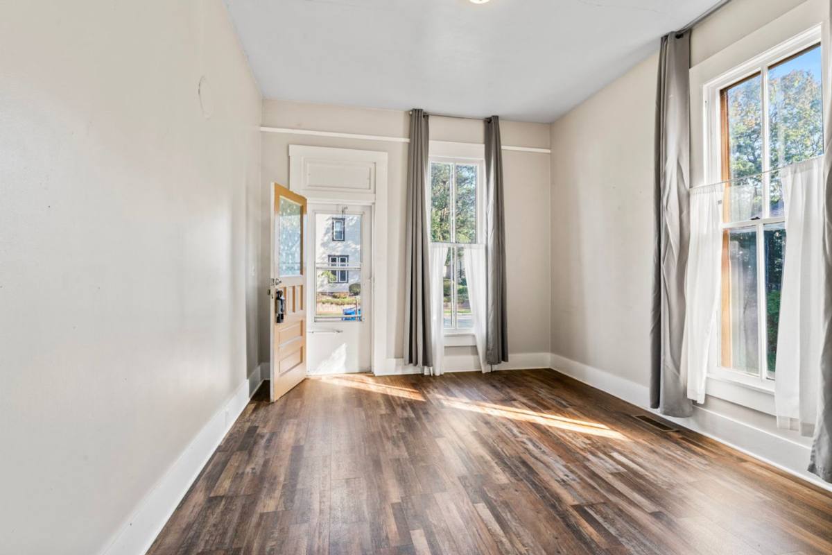 Apartment for rent at 1427 Wayne St, Noblesville, IN 46060