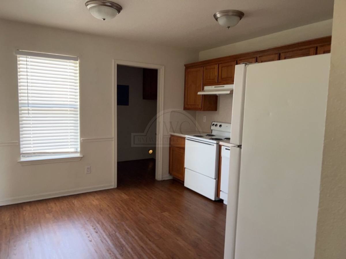 Apartment for rent at 103 W Truman Ave, Copperas Cove, TX 76522