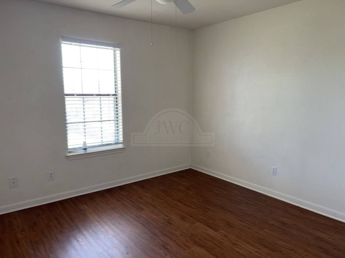 Apartment for rent at 103 W Truman Ave, Copperas Cove, TX 76522