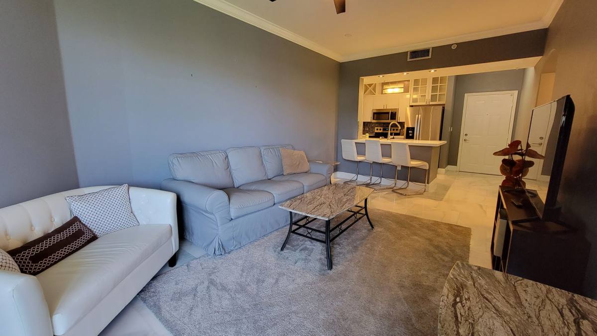 Condo for rent at 533 NE 3rd Ave, Fort Lauderdale, FL 33301