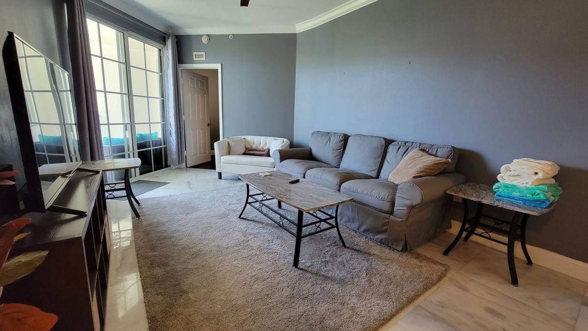 Condo for rent at 533 NE 3rd Ave, Fort Lauderdale, FL 33301