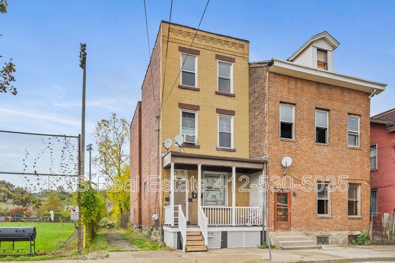 Apartment for rent at 1224 N Franklin St #1, Pittsburgh, PA 15233