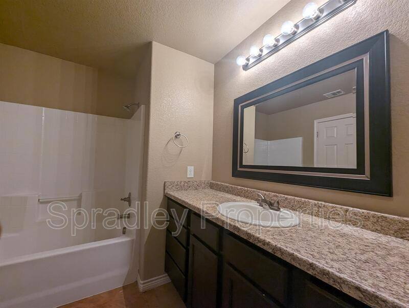 Apartment for rent at 725 Laila Lane, Belton, TX 76513