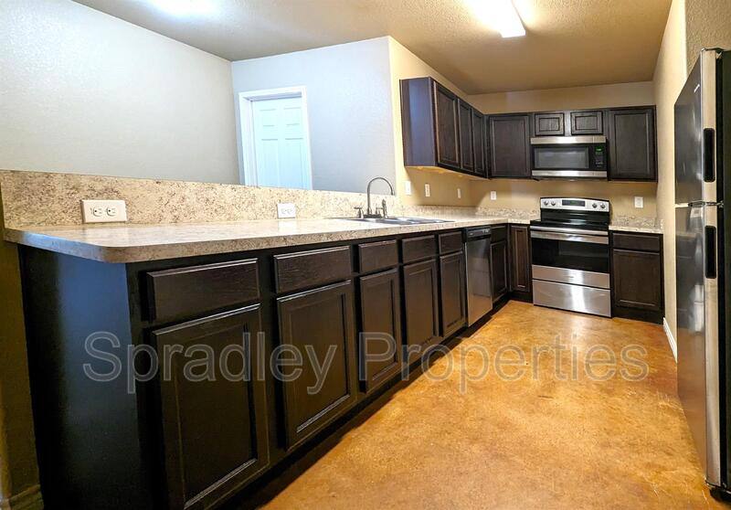 Apartment for rent at 725 Laila Lane, Belton, TX 76513