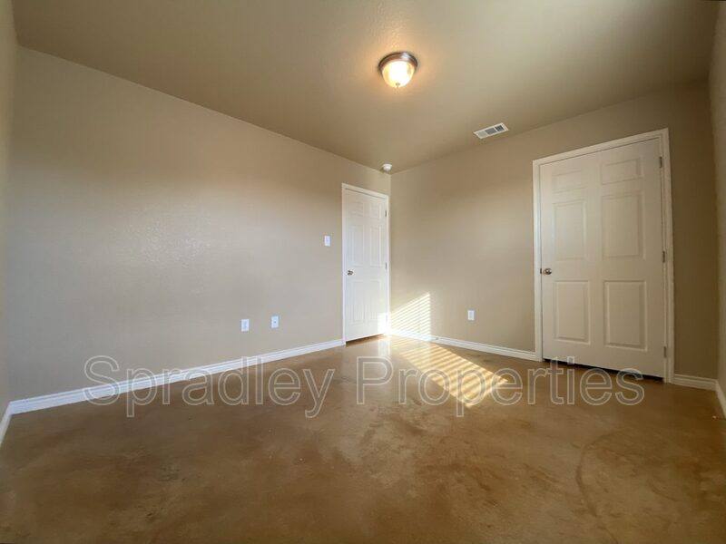 Apartment for rent at 725 Laila Lane, Belton, TX 76513