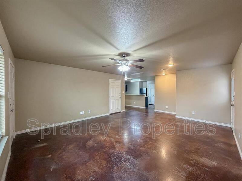 Apartment for rent at 725 Laila Lane, Belton, TX 76513