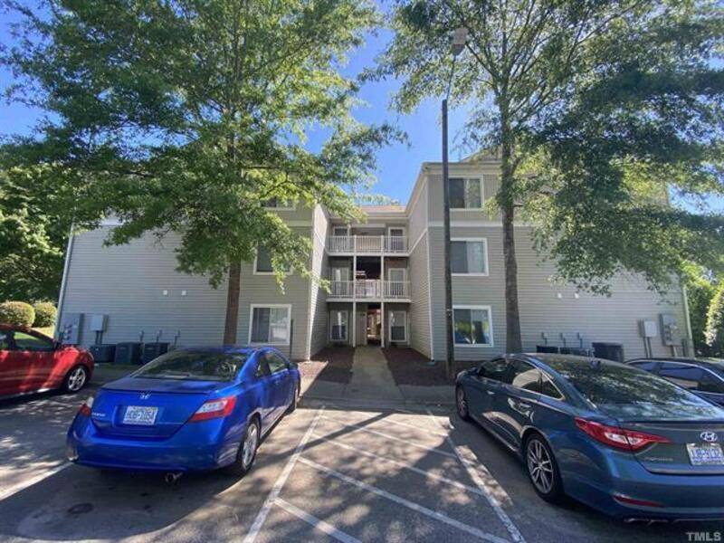 Condo for rent at 1401 Collegiate Circle, Raleigh, NC 27606