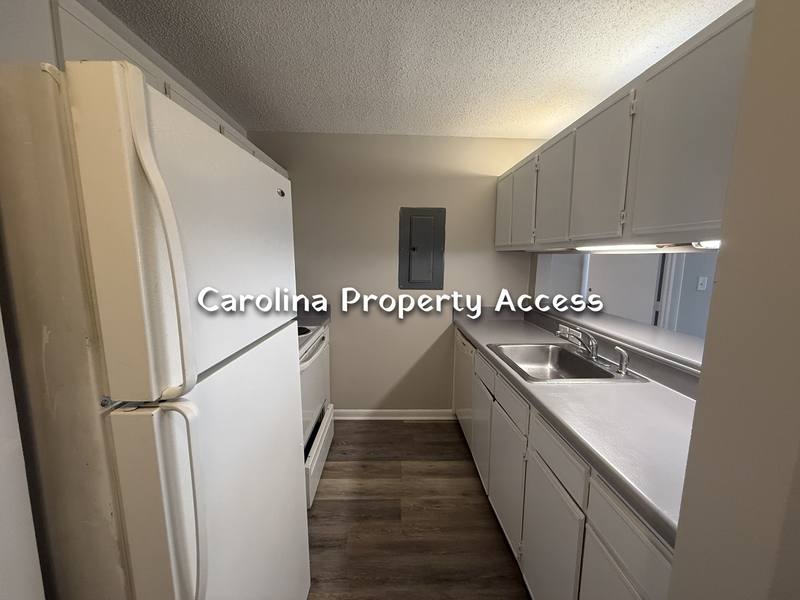 Condo for rent at 1401 Collegiate Circle, Raleigh, NC 27606