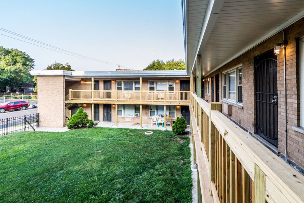 Apartment for rent at 2704-2710 E 83rd St, Chicago, IL 60617