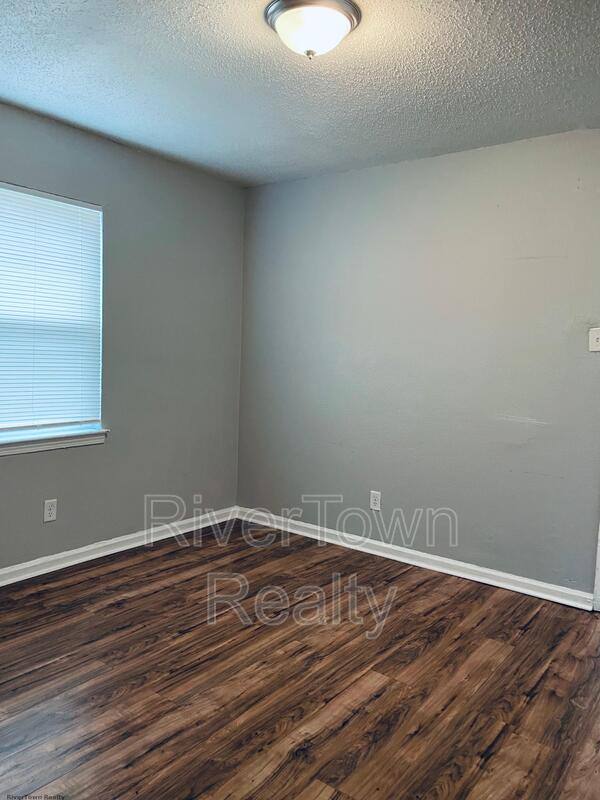 Apartment for rent at 3046 Sinclair St, Memphis, TN 38127