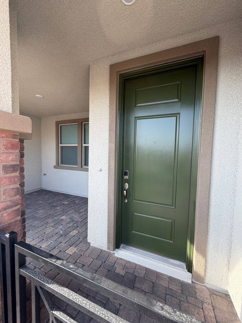 Townhouse for rent at 12480 Kings Creek Place, Las Vegas, NV 89138