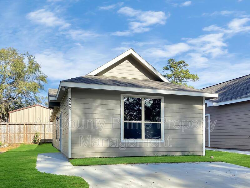 House for rent at 9770 Blackgum Dr, Willis, TX 77318