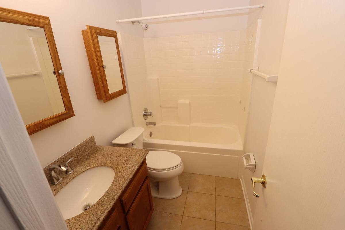 House for rent at 11156 Fall Dr, Indianapolis, IN 46229