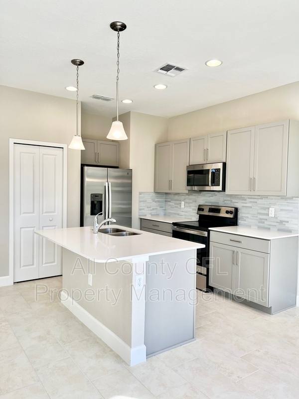 Townhouse for rent at 1398 Captiva Cove, Sanford, FL 32771